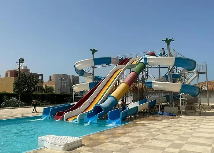 Fanadir Bay Compound